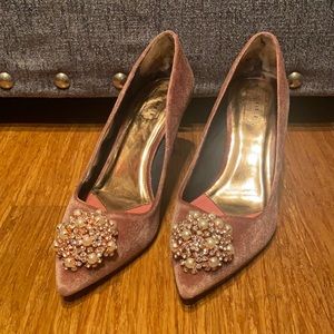 Crushed suede pink kitten heels with Crystal / Pearl broaches